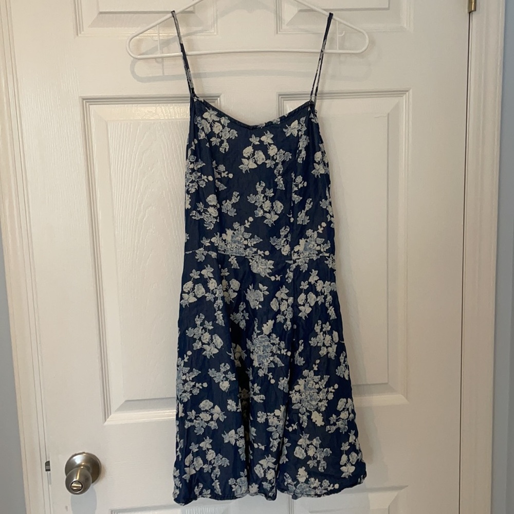 Design Lab Blue & White Floral Spaghetti Strap Shift Dress